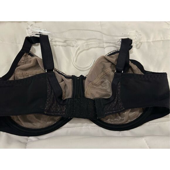 NEW Chantelle CHL2211 C-Graphique 3-Part Cup Underwire Bra 34DD - Picture 2 of 3